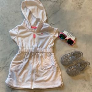 3T Carter’s hooded towel cover-up + sunglasses